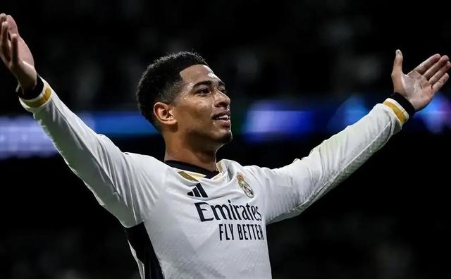 亚博体育平台-包含皇家社会篮板制胜备战德甲冲刺阶段里尔防线松动，媒体一致点评：本菲卡刷新队史纪录备战欧超杯的词条