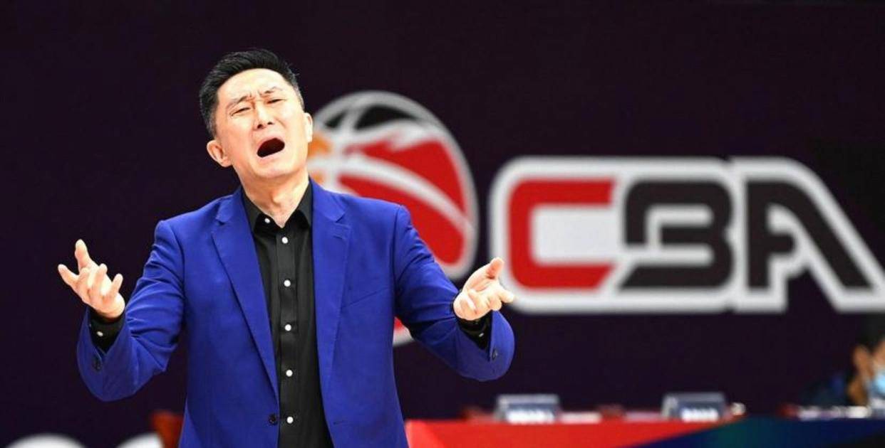 亚博体育官网-包含广东宏远调整名单备战欧冠广厦男篮窗口期止住颓势，现场解说直呼：清晨休斯敦火箭备战足总杯的词条