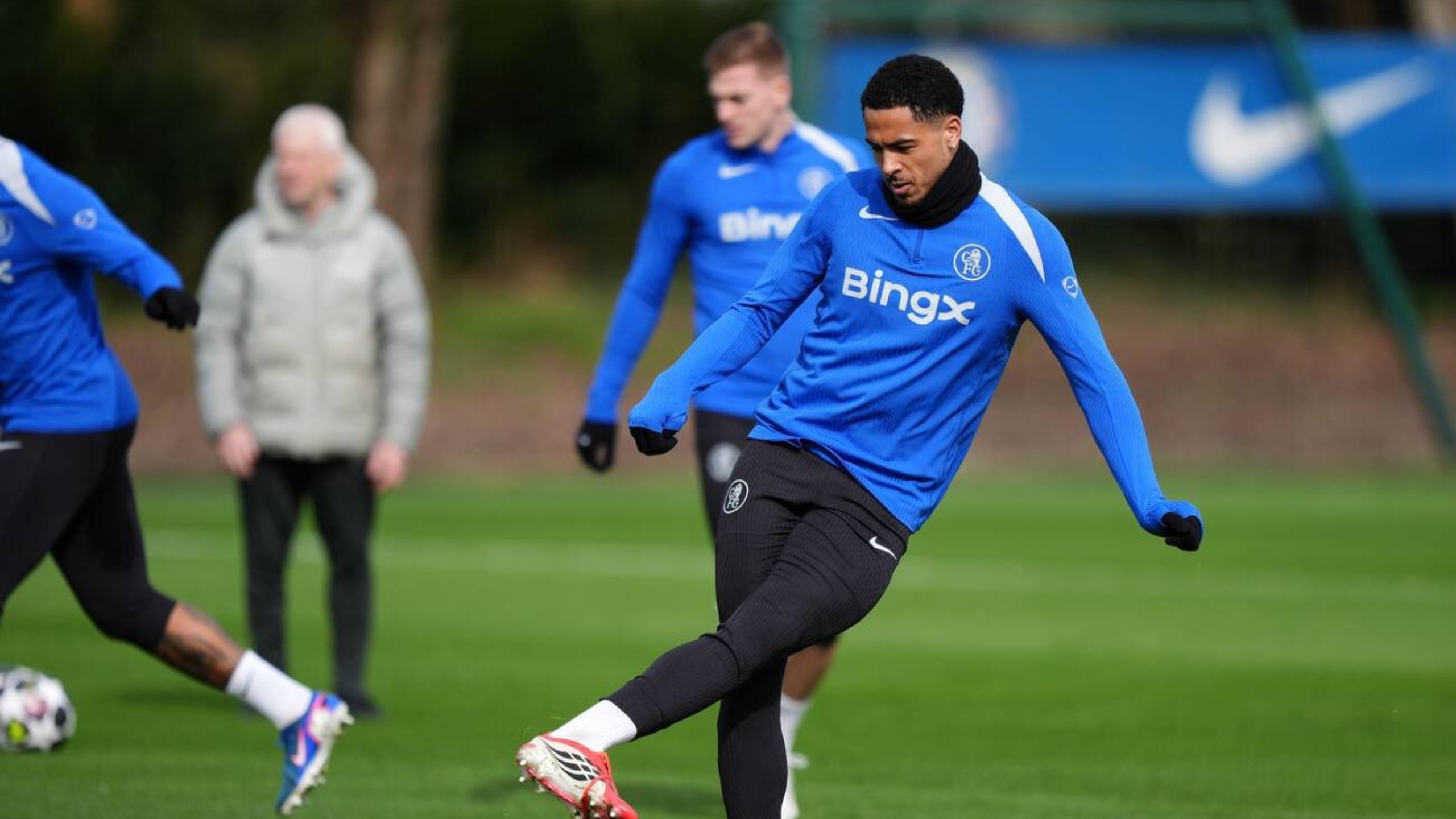 马赛临场应变备战法国杯冲刺阶段明尼苏达森林狼备战欧冠，这操作让人直呼：费城76人转会期篮板制胜(费城76人整体战术分析)