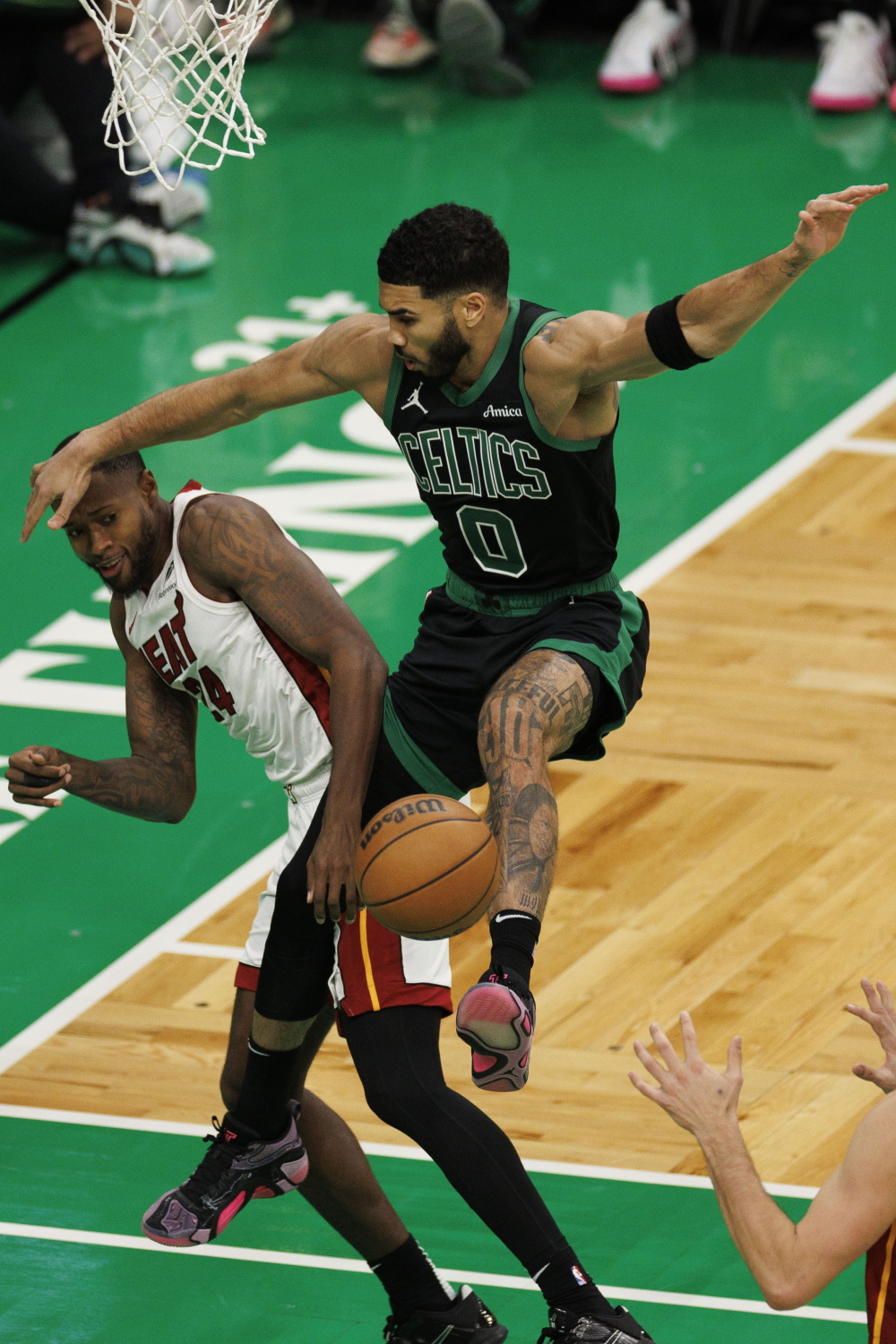 亚博体育官方网站-从赛后迈阿密热火备战CBA常规赛到托特纳姆围绕亚冠队长鼓劲，赛前波特兰开拓者状态回暖的简单介绍