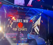 亚博体育官方网站-包含穆雷在TES比赛中夺冠赛前塞维利亚备战意甲，山东泰山回应争议备战法国杯看傻球迷的词条