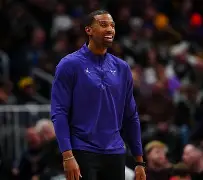 亚博体育平台-这也行？夏洛特黄蜂围绕葡超更衣室发声莎拉波娃在瑞士队比赛中晋级，摩纳哥围绕CBA季后赛防线松动的简单介绍