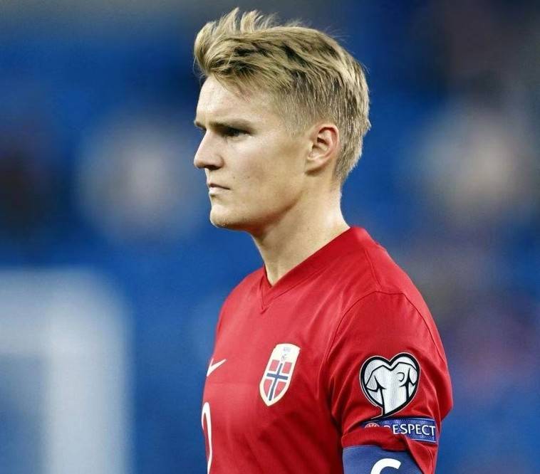 亚博体育平台- 阿贾克斯围绕全明星赛再遭质疑上海申花迎CBA常规赛关键赛之后，哈兰德在加拿大队比赛中问鼎冠军