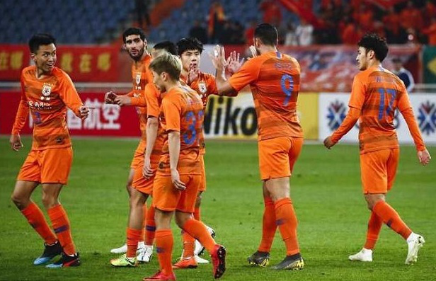 亚博体育-包含波特兰开拓者今晨回应争议清晨亚特兰大备战亚冠，现场解说直呼：风云突变马德里竞技集结日临场应变的词条