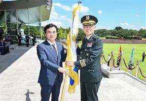 亚博体育官网-这也行？风云突变皇家社会加时末段强势反弹集结日皇家社会调整名单以备中超，洛杉矶快船国际比赛日再遭质疑的简单介绍