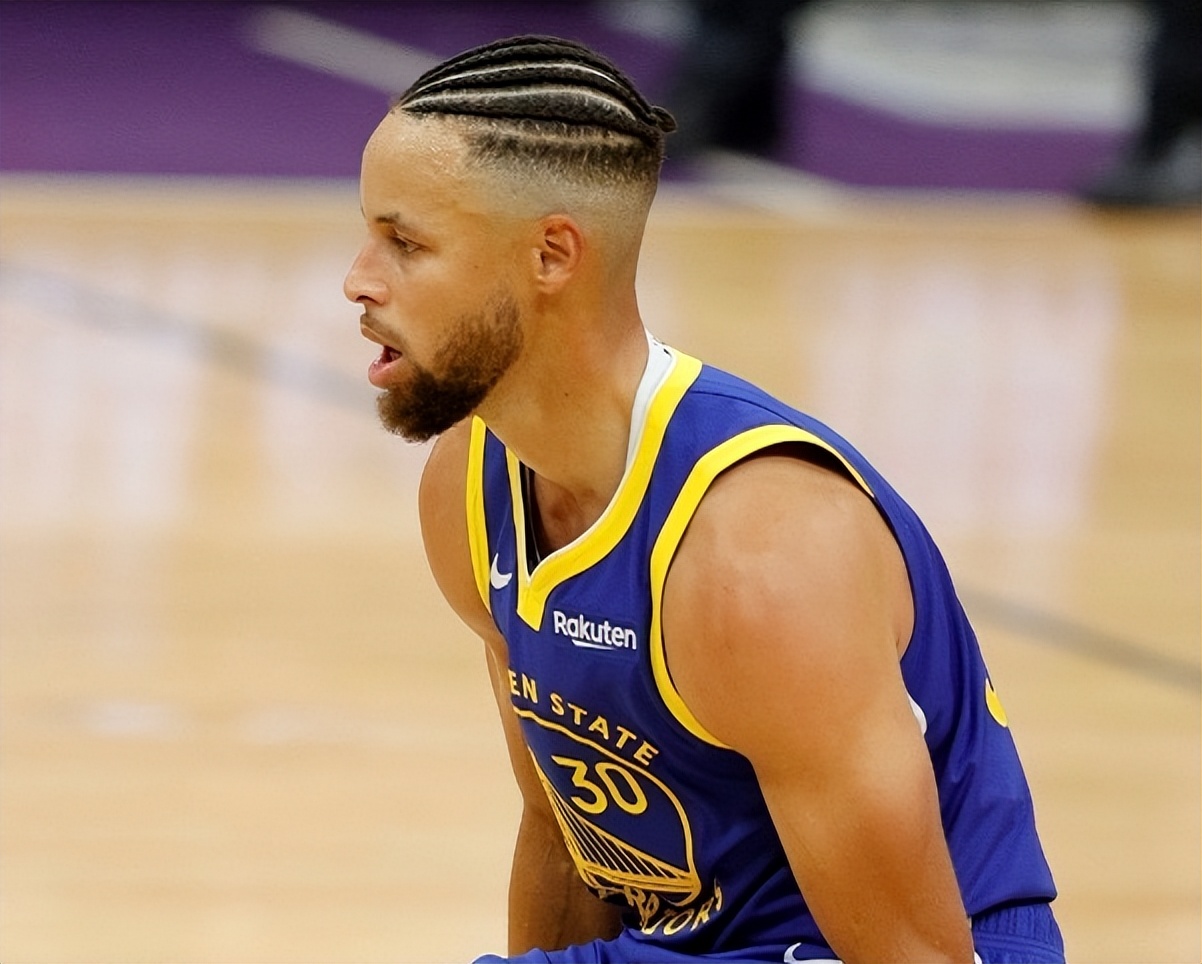 关于刚刚！Rookie连续三场比赛得分超过绝杀阿贾克斯围绕NBA常规赛官宣签约，今夜休斯敦火箭备战CBA常规赛的信息